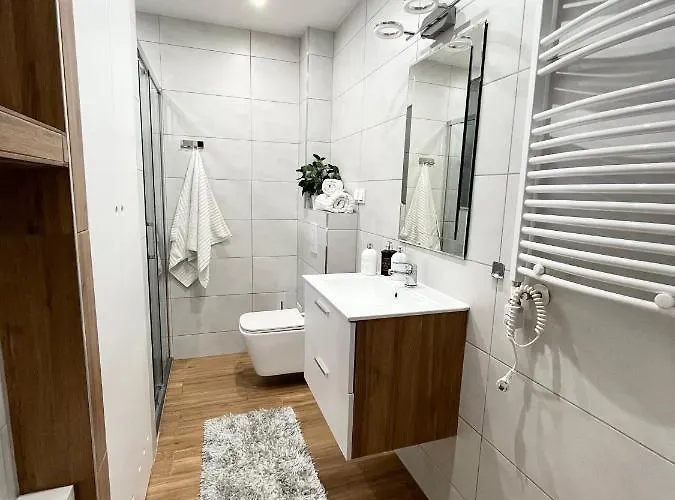 Baltic 16b/5 דירה פוביירובו